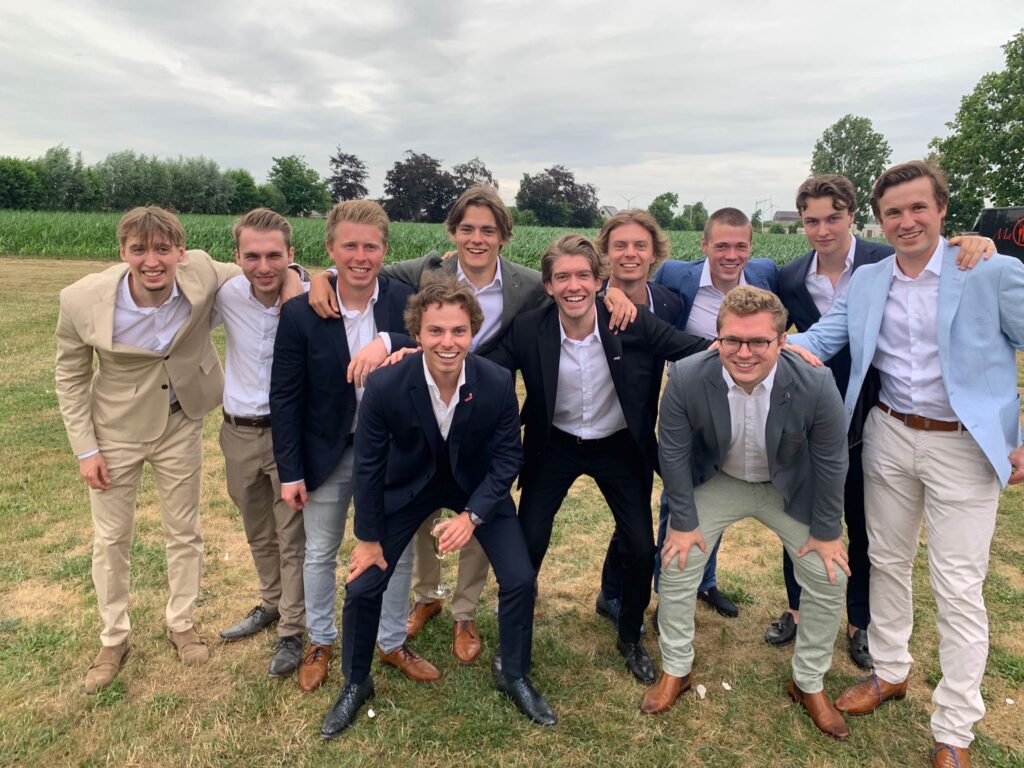 d9c171ef-186e-431e-bb82-ac3a8040d220